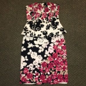 White House Black Market 2 piece